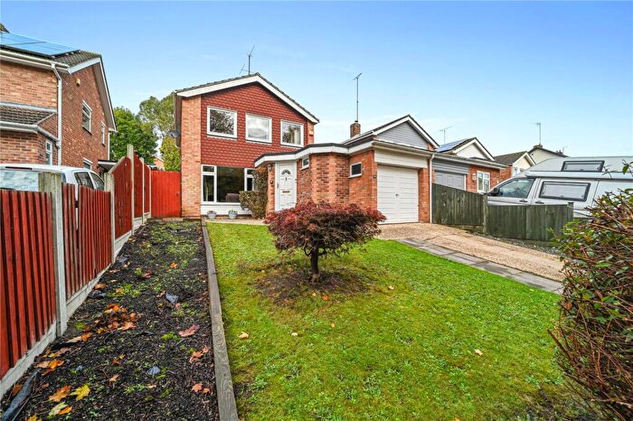 3 Bedroom Detached House For Sale In Booth Avenue, Colchester, Essex, CO4