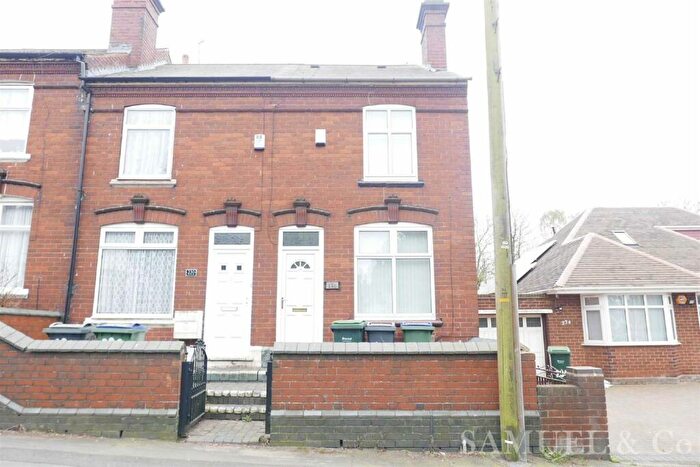 2 Bedroom End Of Terrace House To Rent In Oak Road, West Bromwich, B70