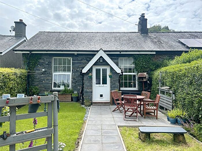 1 Bedroom Bungalow For Sale In Llanegryn Street, Abergynolwyn, Tywyn, Gwynedd, LL36