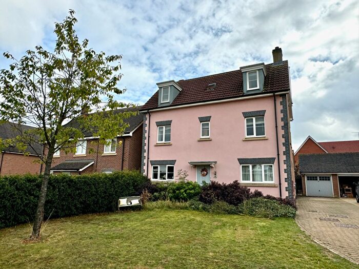 4 Bedroom Detached House To Rent In Abbotsbury Drive, Daventry, Northamptonshire., NN11