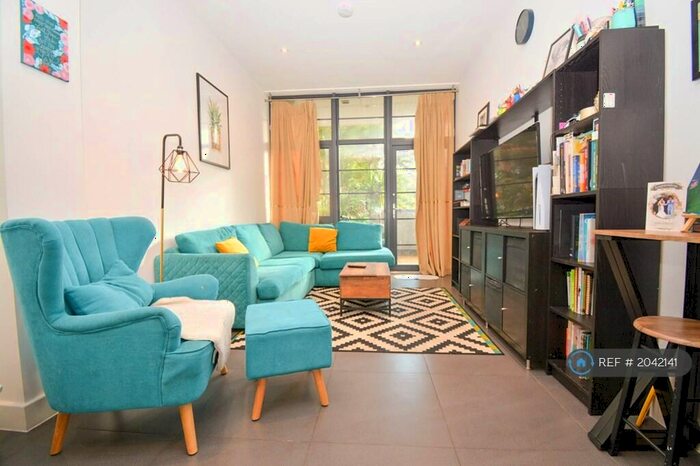 2 Bedroom Flat To Rent In Wick Tower, London, SE18