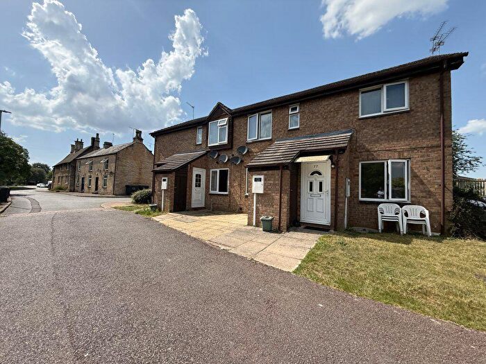 2 Bedroom Flat To Rent In Tunwell Lane, Corby, NN17