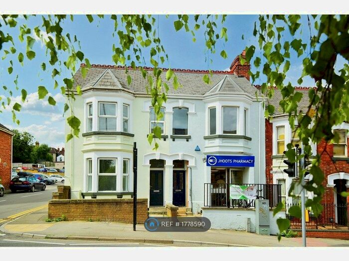 1 Bedroom Flat To Rent In Victoria Road, Swindon, SN1