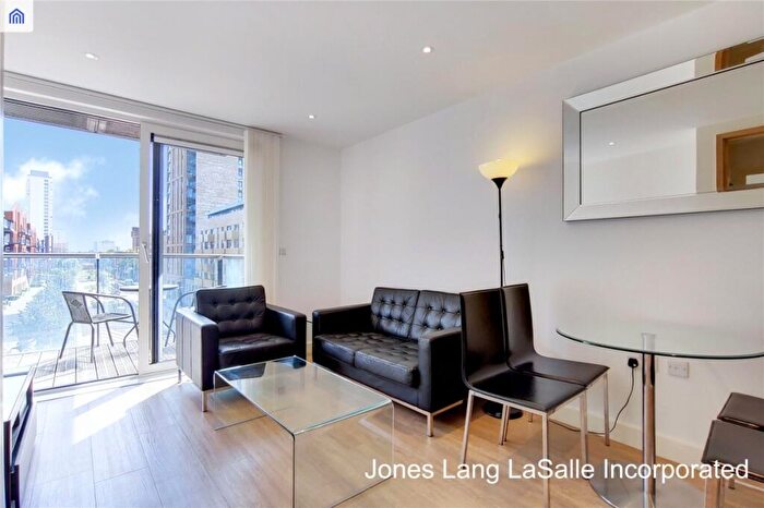 1 Bedroom Flat To Rent In Seafarer Way Surrey Quays, SE16