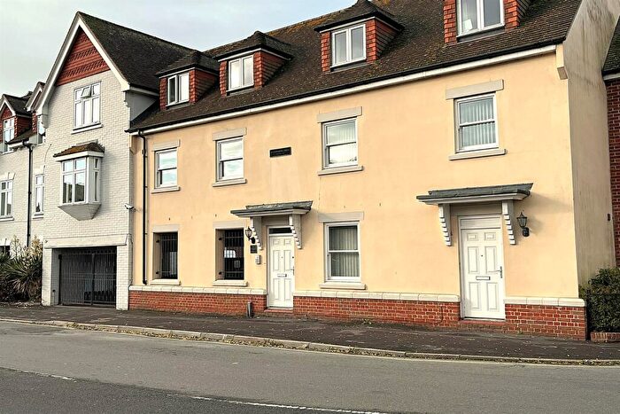 1 Bedroom Flat To Rent In Beechworth Road, Beechworth Road, Havant, PO9