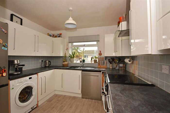 2 Bedroom Semi-Detached House For Sale In Haylands, Ryde, PO33