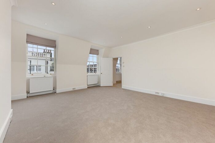 2 Bedroom Flat To Rent In Bryanston Square, London, W1H
