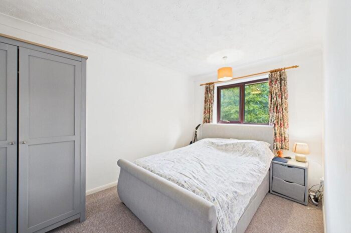 3 Bedroom End Of Terrace House For Sale In Primrose Close, Thetford, IP24