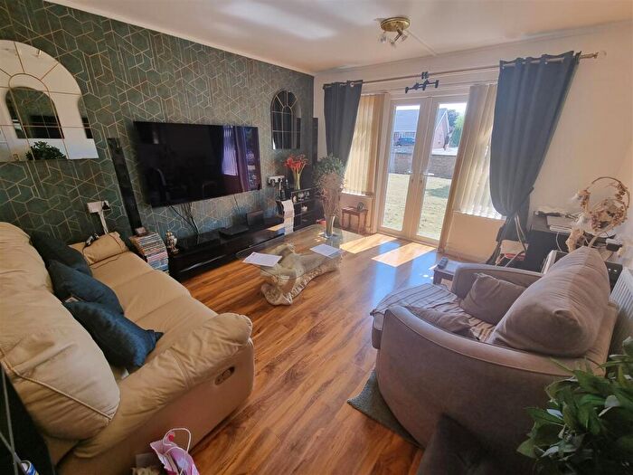 1 Bedroom Flat For Sale In Mariners Close, Gorleston, NR31