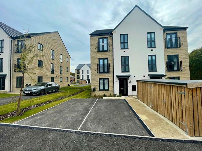 2 Bedroom Semi-Detached House To Rent In Millstone Way, Leeds, West Yorkshire, LS16