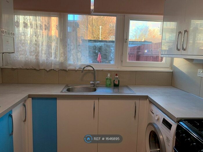 3 Bedroom Terraced House To Rent In Globe Place, Norwich, NR2