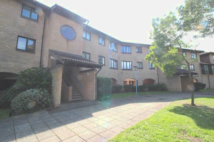 1 Bedroom Flat To Rent In Eastgate Close, Thamesmead, SE28