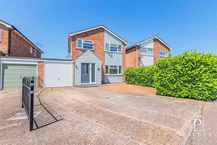 3 Bedroom Detached House For Sale In Sycamore Place, Great Bentley, Colchester, CO7