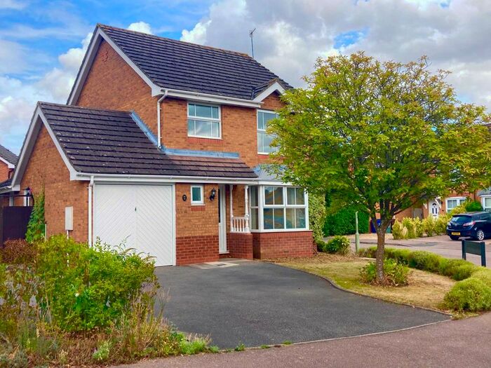 3 Bedroom Detached House To Rent In Priory Vale Road, Banbury, OX16