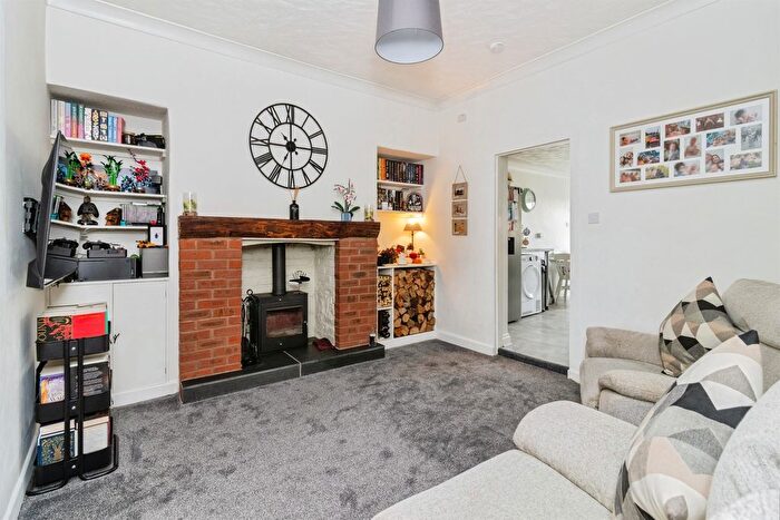 2 Bedroom Terraced House For Sale In Fore Street, Kingsteignton, Newton Abbot, TQ12