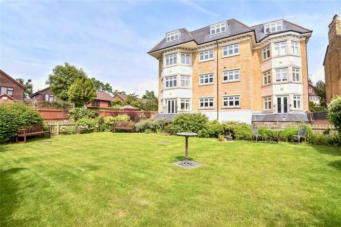 3 Bedroom Flat To Rent In Dartford Road, Sevenoaks, Kent, TN13