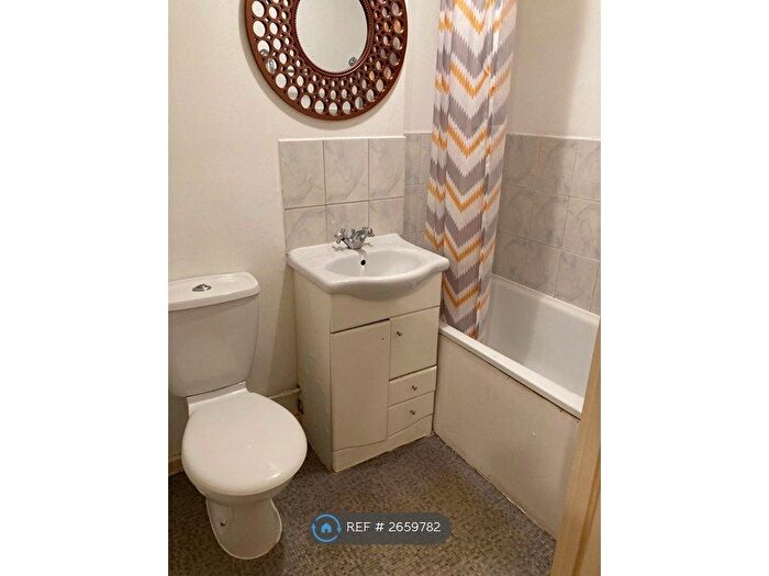 1 Bedroom Flat To Rent In Hertford Road, London, N9