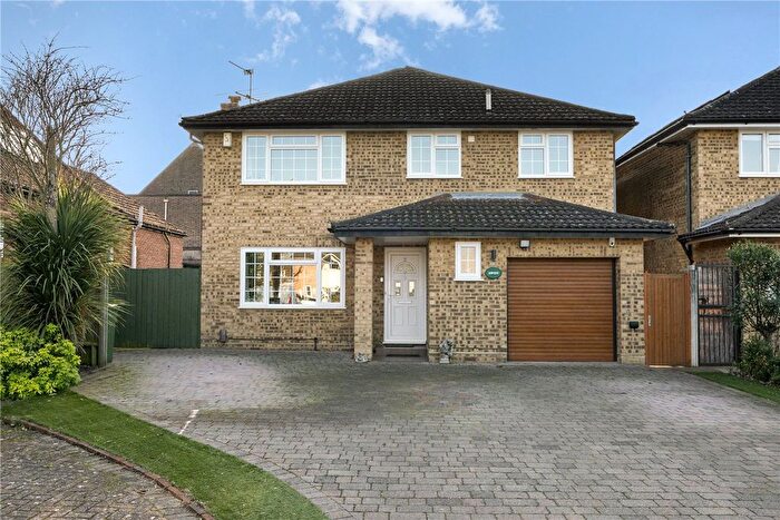 4 Bedroom Detached House For Sale In Dene Gardens, Thames Ditton, Surrey, KT7