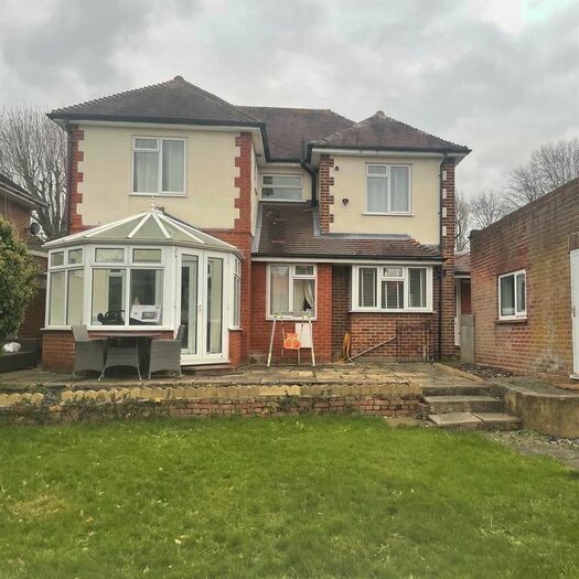 4 Bedroom Detached House To Rent In Church Close, West Drayton UB7