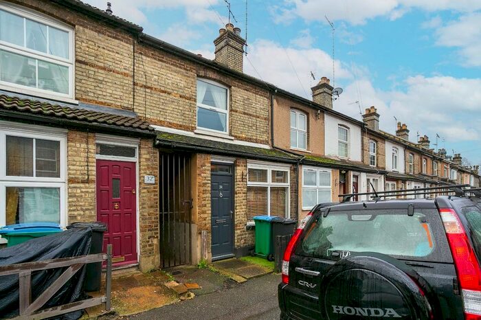 3 Bedroom Terraced House To Rent In Shaftesbury Road, Watford, Hertfordshire, WD17