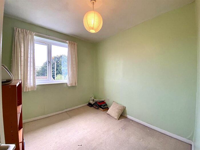 3 Bedroom Terraced House For Sale In Copley Avenue, Meltham, Holmfirth, HD9