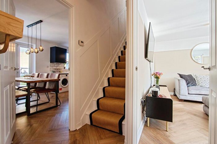 3 Bedroom Detached House For Sale In Blencartha Crescent, Leeds, LS9