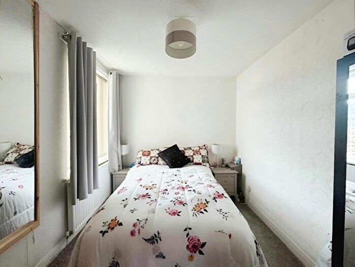 2 Bedroom Detached Bungalow For Sale In Seymour Drive, Rhuddlan, Denbighshire, LL18