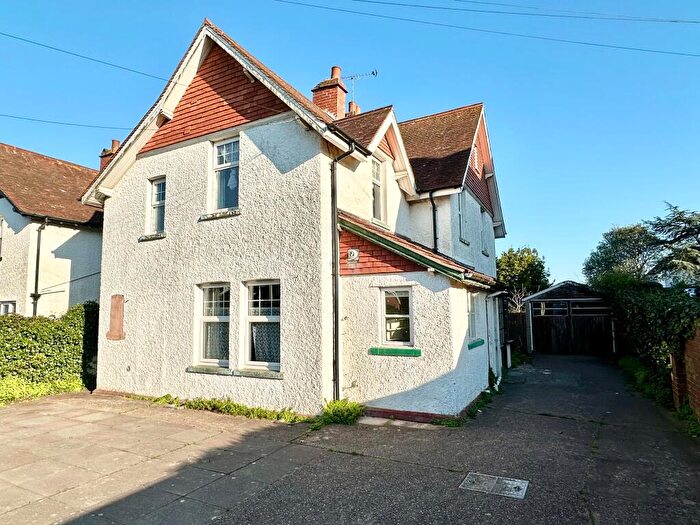 5 Bedroom Semi-Detached House For Sale In Salterton Rd, Exmouth, EX8