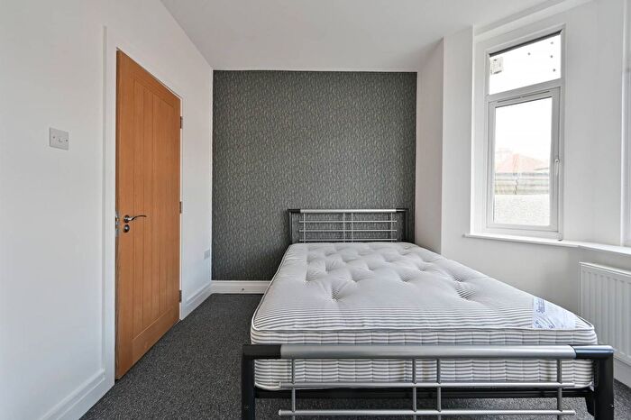 Studio To Rent In Whippendell Road, Watford, WD18