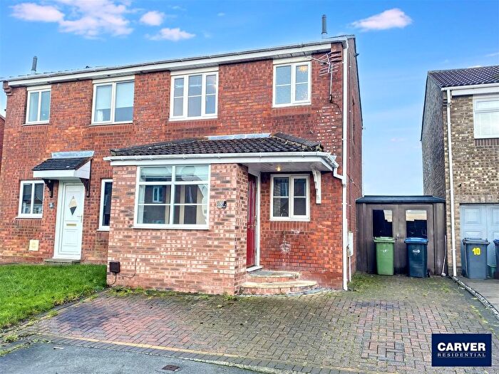 3 Bedroom Semi Detached House For Sale In Hind Court, Woodham, DL5