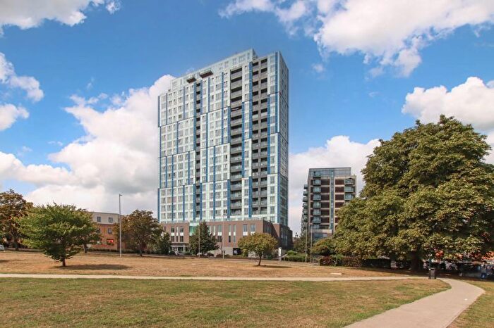 2 Bedroom Flat For Sale In Kd Tower, Hemel Hempstead, HP1