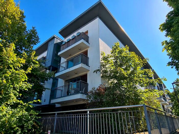 2 Bedroom Apartment To Rent In Chapel Road, Southampton, SO14