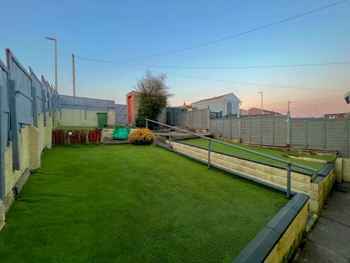 Houses For Rent In Tonyrefail Rct at Minnie Gibbs blog