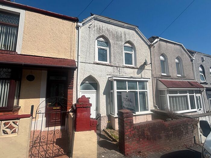 2 Bedroom Terraced House To Rent In Fern Street, Cwmbwrla, Swansea, SA5