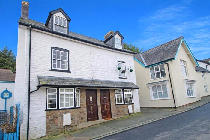 3 Bedroom Terraced House For Sale In Market Street, Knighton, LD7