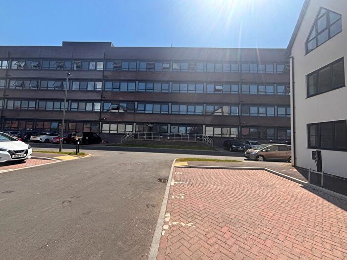 2 Bedroom Apartment To Rent In Oxford House, Fowler Road, HP19
