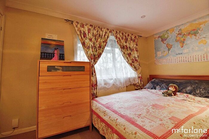 3 Bedroom Terraced House For Sale In Edale Moor, Swindon, SN3