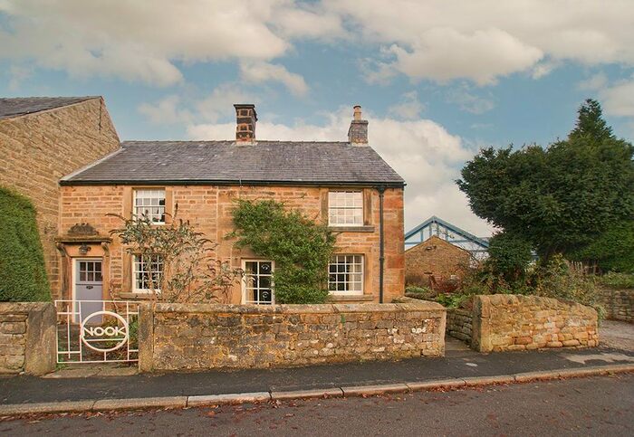 3 Bedroom End Of Terrace House For Sale In School Lane, Stanton-In-The-Peak, Matlock DE4