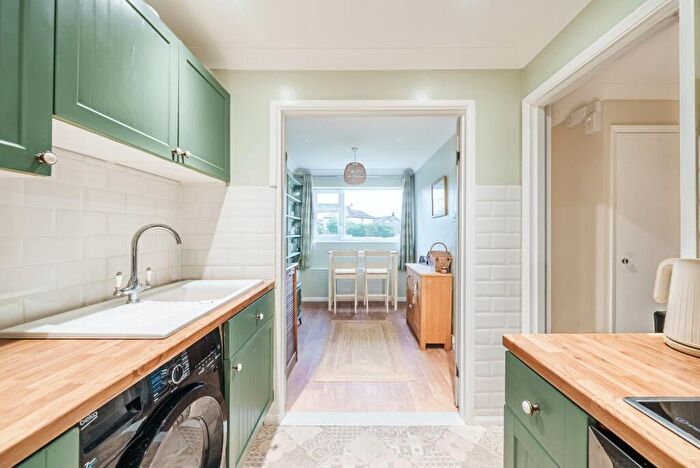 2 Bedroom Flat For Sale In Duncan Court, Chichester Drive East, Saltdean, BN2