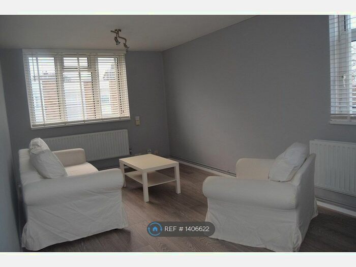 1 Bedroom Flat To Rent In Battersea, London, SW11