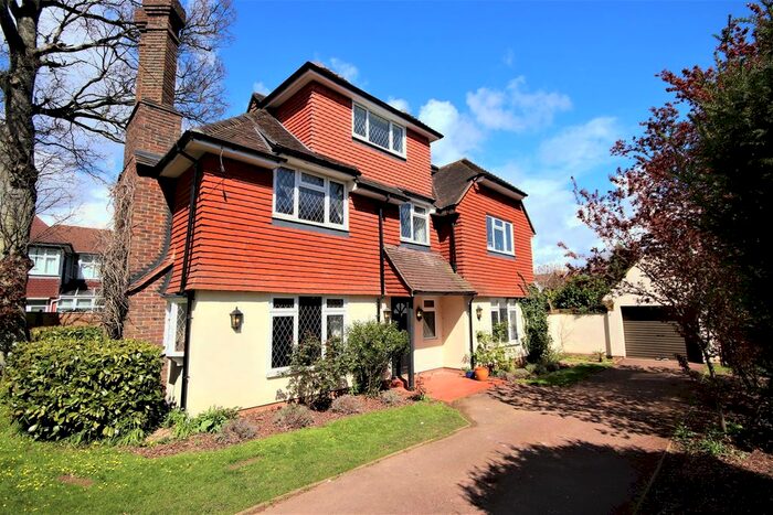 4 Bedroom Detached House To Rent In Westcourt Drive, Bexhill-On-Sea, TN39