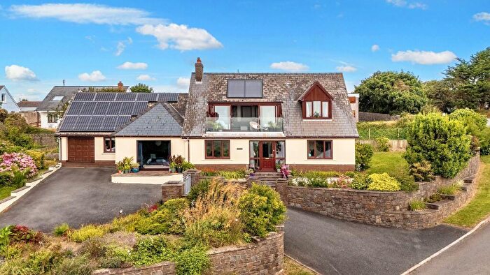 5 Bedroom Detached House For Sale In Trewent Hill, Freshwater East, SA71