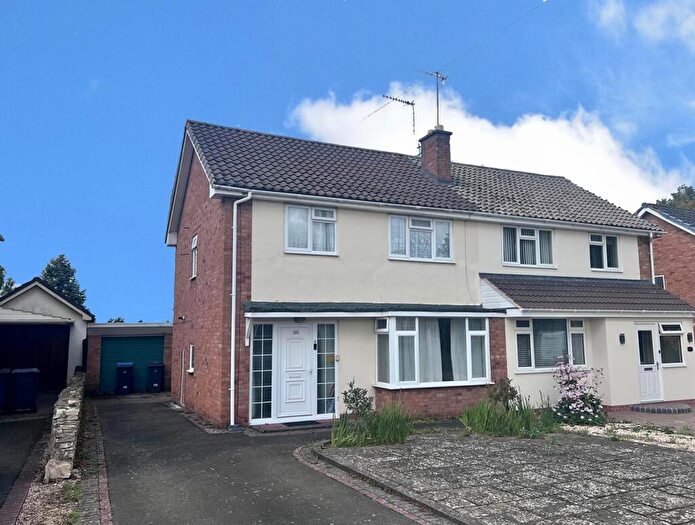 3 Bedroom Semi-Detached House For Sale In Clopton Road, Stratford-Upon-Avon, CV37