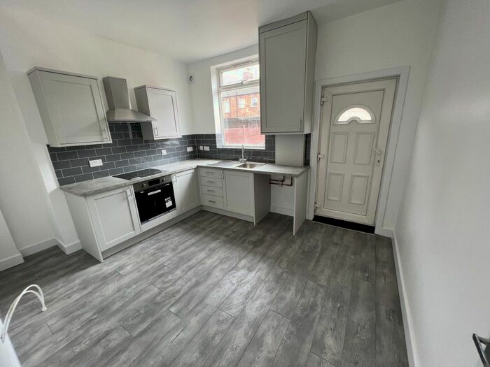 2 Bedroom Terraced House To Rent In Grafton Street, Castleford, WF10