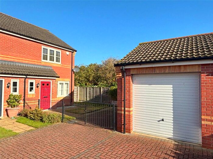 2 Bedroom Semi-Detached House For Sale In Finch Drive, Sleaford, Lincolnshire, NG34