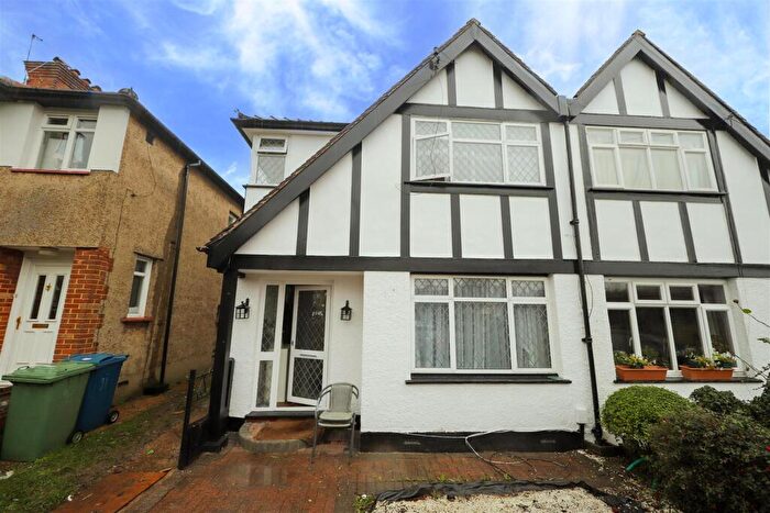3 Bedroom Semi Detached House For Sale In Tintern Way, Harrow, HA2
