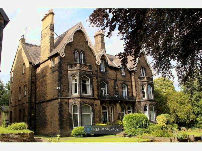 2 Bedroom Flat To Rent In Mount Royd, Bradford, BD8