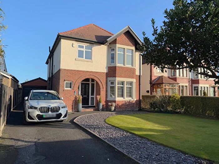 4 Bedroom Detached House For Sale In Park Road, Thornton-Cleveleys, FY5