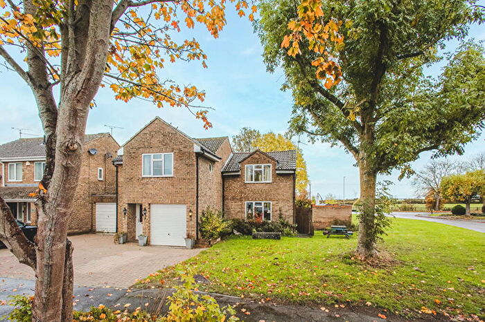4 Bedroom Detached House For Sale In Sevenfields, Highworth, Swindon, SN6