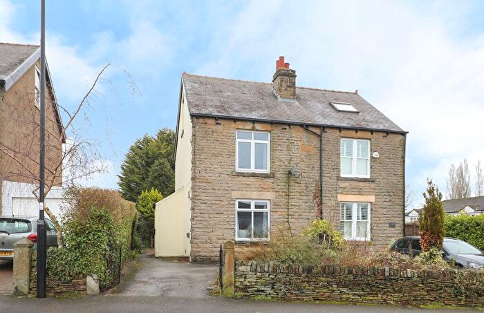 3 Bedroom Semi-Detached House To Rent In Bradway Road, Sheffield, S17